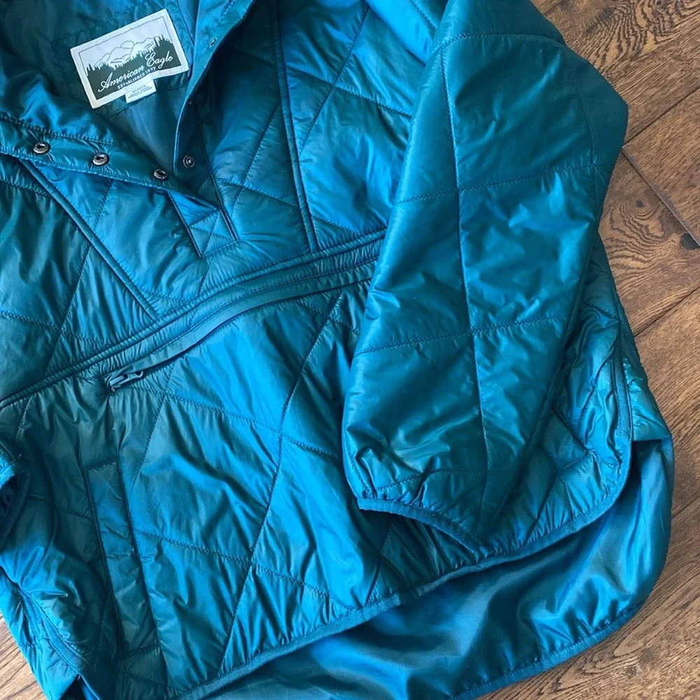 Green Puffer Pullover - Picture 4 of 6